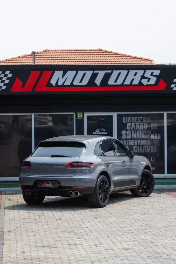 Porsche Macan 2015 - 43900 EUR, 152799 km - AUTO.MOTO.pt - 152799km - foto 27 de 27