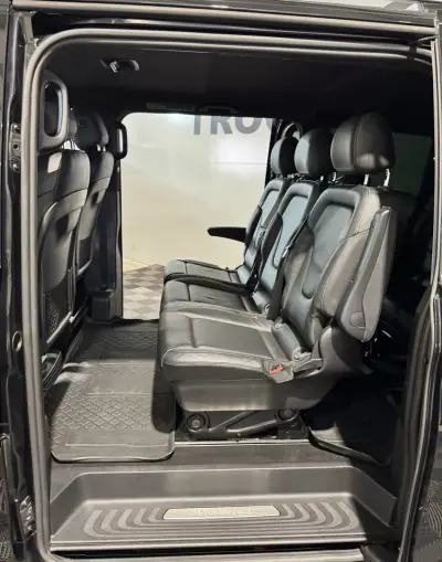 Mercedes-Benz V 250 2019 - 57500 EUR, 110504 km - 110504km - foto 31 de 71