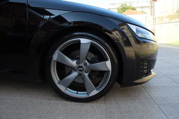 Audi TT Roadster 2015 - 23990 EUR, 151000 km - AUTO.MOTO.pt - 151000km - foto 33 de 36