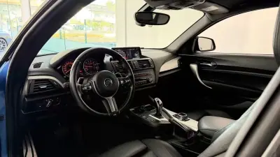BMW M235i 2014 - 32990 EUR, 133725 km - 133725km - foto 17 de 30