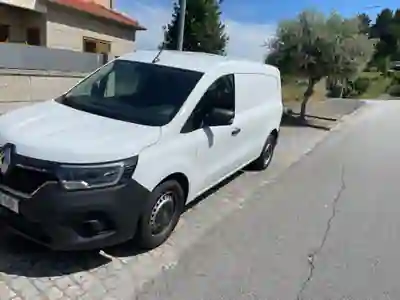 Renault Kangoo 2024 - 16990 EUR, 21000 km - AUTO.MOTO.pt - 21000km - foto 3 de 7