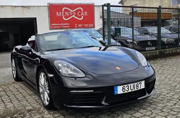Porsche 718 Boxster 2016 - 64999 EUR, 26000 km - AUTO.MOTO.pt - 26000km - foto 15 de 27