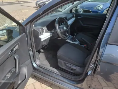 SEAT Arona 2023 - 16750 EUR, 80993 km - AUTO.MOTO.pt - 80993km - foto 6 de 11