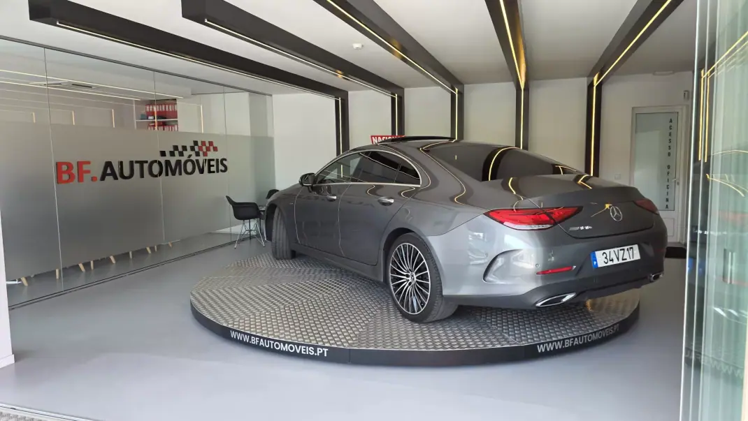 Mercedes-Benz CLS 400 2019 - 44500 EUR, 165703 km - AUTO.MOTO.pt - 165703km - foto 3 de 73