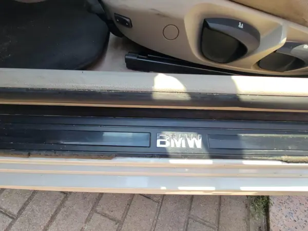 BMW 116 2010 - 8490 EUR, 190000 km - AUTO.MOTO.pt - 190000km - foto 22 de 26