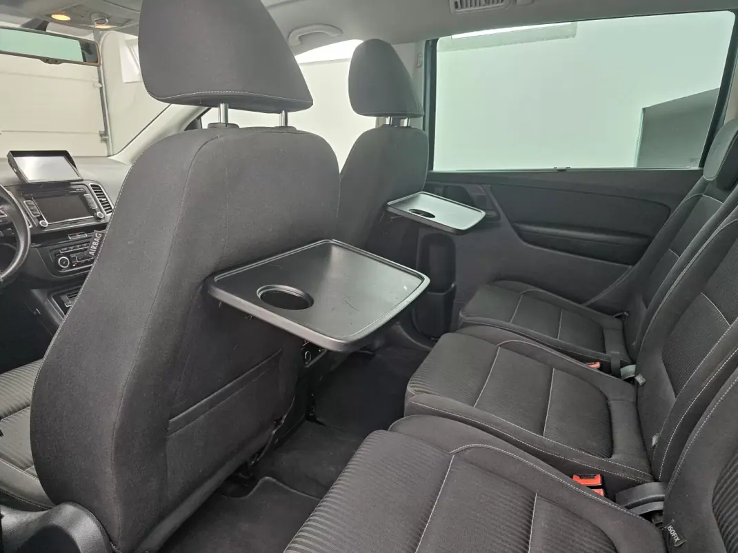 SEAT Alhambra 2011 - 12650 EUR, 216141 km - AUTO.MOTO.pt - 216141km - foto 19 de 51