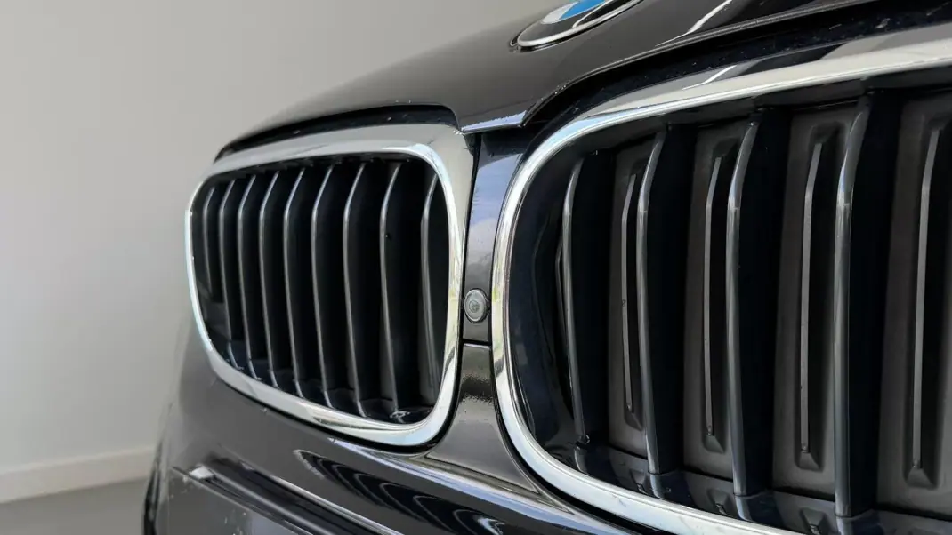 BMW 520 2017 - 23990 EUR, 262000 km - AUTO.MOTO.pt - 262000km - foto 22 de 40