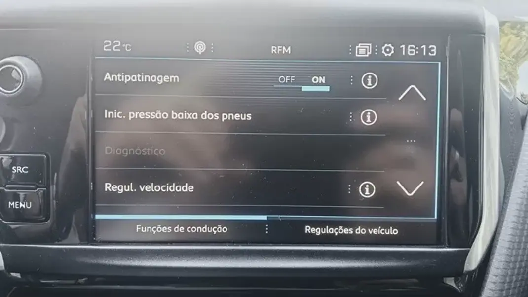 Peugeot 208 2019 - 8299 EUR, 136000 km - AUTO.MOTO.pt - 136000km - foto 35 de 48