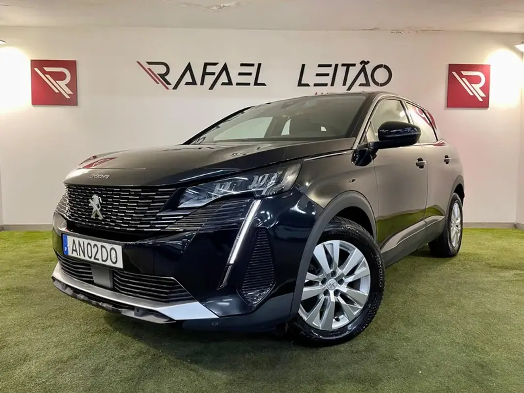 Peugeot 3008 2021 - 19900 EUR, 89000 km - AUTO.MOTO.pt - 89000km - foto 1 de 32