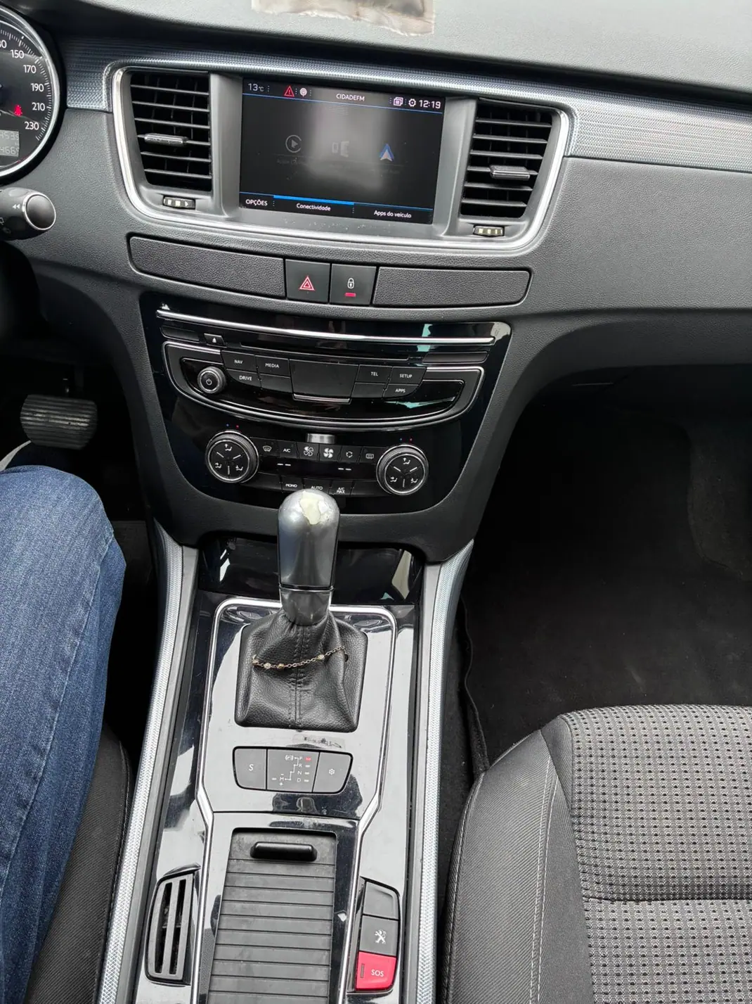 Peugeot 508 SW 2017 - 7500 EUR, 265000 km - AUTO.MOTO.pt - 265000km - foto 5 de 12