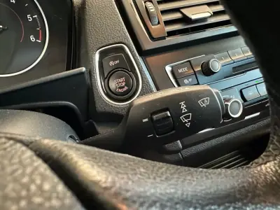 BMW 116 2011 - 13900 EUR, 210181 km - AUTO.MOTO.pt - 210181km - foto 11 de 22