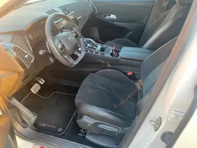 DS DS7 Crossback 2020 - 25990 EUR, 105000 km - AUTO.MOTO.pt - 105000km - foto 10 de 24