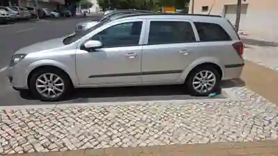Opel Astra Caravan 2005 - 2500 EUR, 249000 km - 249000km - foto 11 de 12
