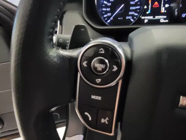 Land Rover Range Rover Sport 2015 - 34500 EUR, 274794 km - AUTO.MOTO.pt - 274794km - foto 17 de 30