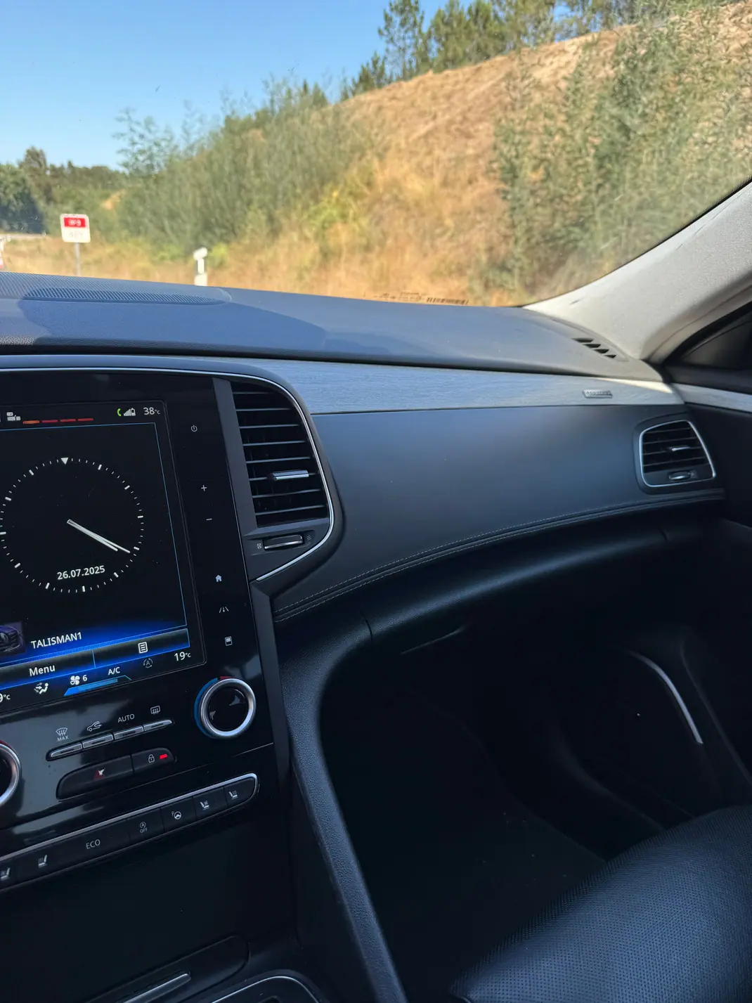 Renault Talisman 2016 - 11150 EUR, 230000 km - 230000km - foto 5 de 7
