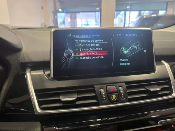 BMW 218 Active Tourer 2015 - 15890 EUR, 162866 km - AUTO.MOTO.pt - 162866km - foto 25 de 47