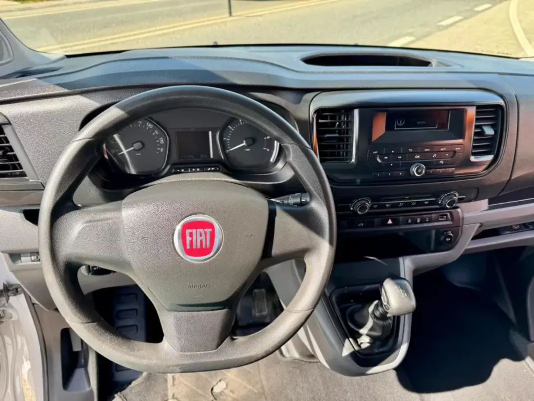 Fiat Scudo Furgao L2 1.5 BLUEHDI 120CV S&S 2022 - 17450 EUR, 114128 km - 114128km - foto 6 de 10
