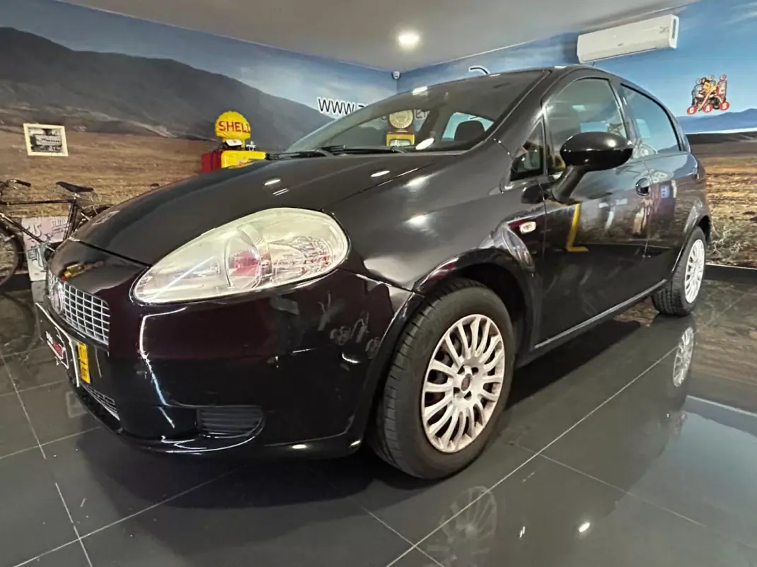 Fiat Punto 2011 - 5500 EUR, 188330 km - 188330km - foto 3 de 16