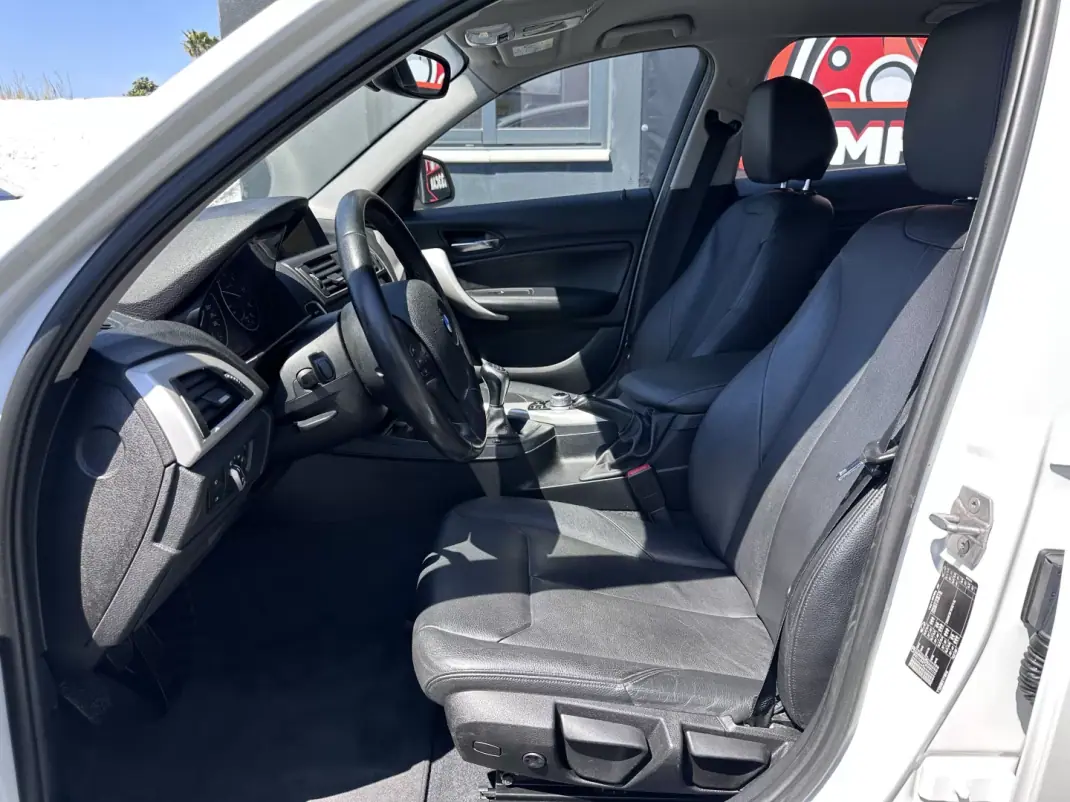 BMW 116 2015 - 14500 EUR, 200000 km - AUTO.MOTO.pt - 200000km - foto 18 de 50