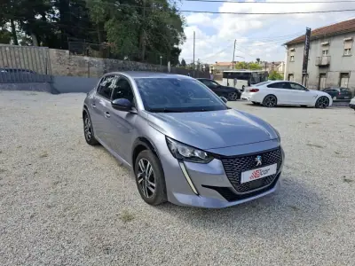 Peugeot 208 2021 - 16499 EUR, 82000 km - AUTO.MOTO.pt - 82000km - foto 2 de 36