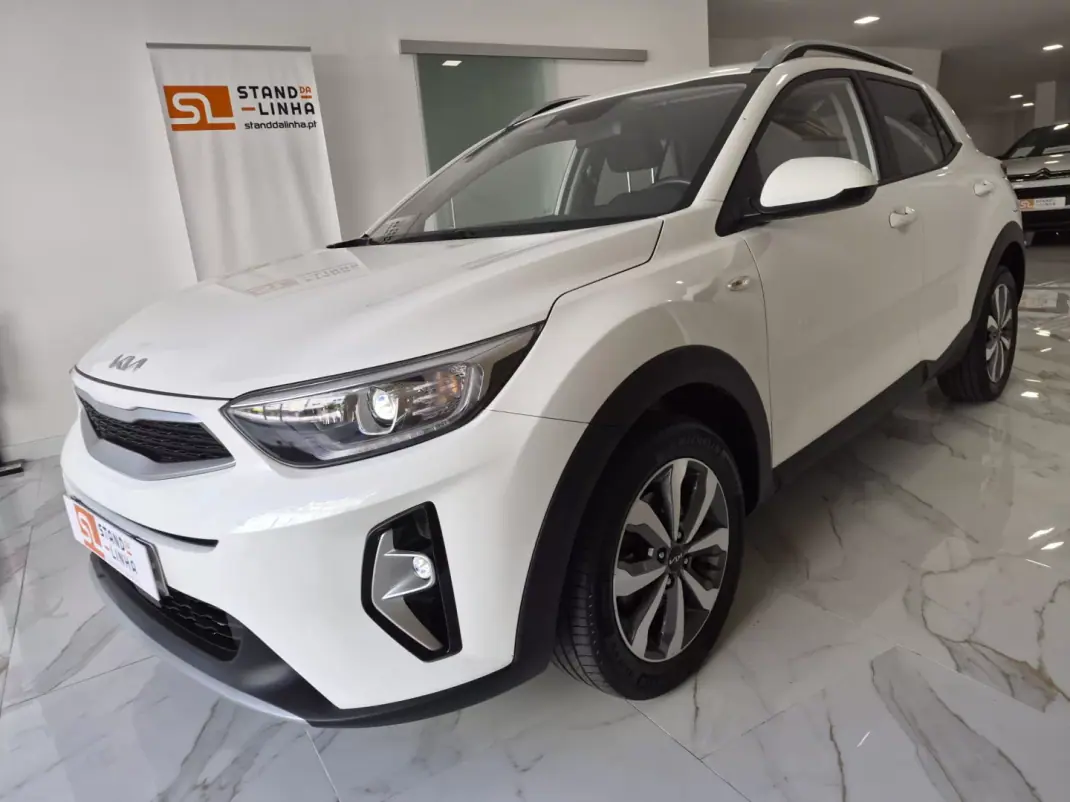 Kia Stonic 2024 - 16500 EUR, 45414 km - 45414km - foto 7 de 26