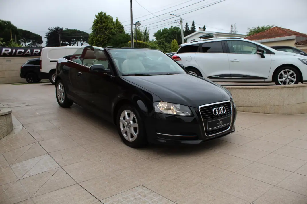 Audi A3 Cabrio 2010 - 10990 EUR, 117000 km - 117000km - foto 7 de 25