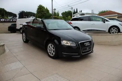 Audi A3 Cabrio 2010 - 11650 EUR, 117000 km - AUTO.MOTO.pt - 117000km - foto 7 de 25