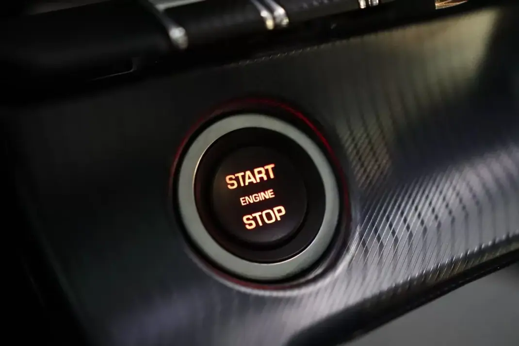 Jaguar F-Type 2019 - 48900 EUR, 47575 km - AUTO.MOTO.pt - 47575km - foto 14 de 29