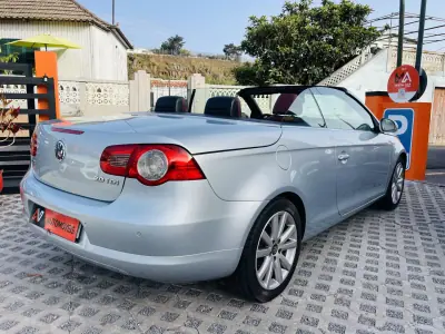 Volkswagen EOS 2006 - 10950 EUR, 165153 km - AUTO.MOTO.pt - 165153km - foto 7 de 17