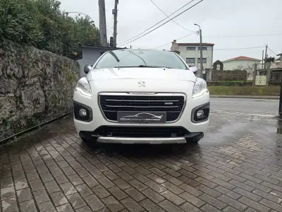 Peugeot 3008 2014 - 8000 EUR, 304000 km - AUTO.MOTO.pt - 304000km - foto 2 de 16