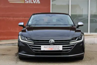 Volkswagen Arteon 2021 - 25990 EUR, 155000 km - AUTO.MOTO.pt - 155000km - foto 6 de 35