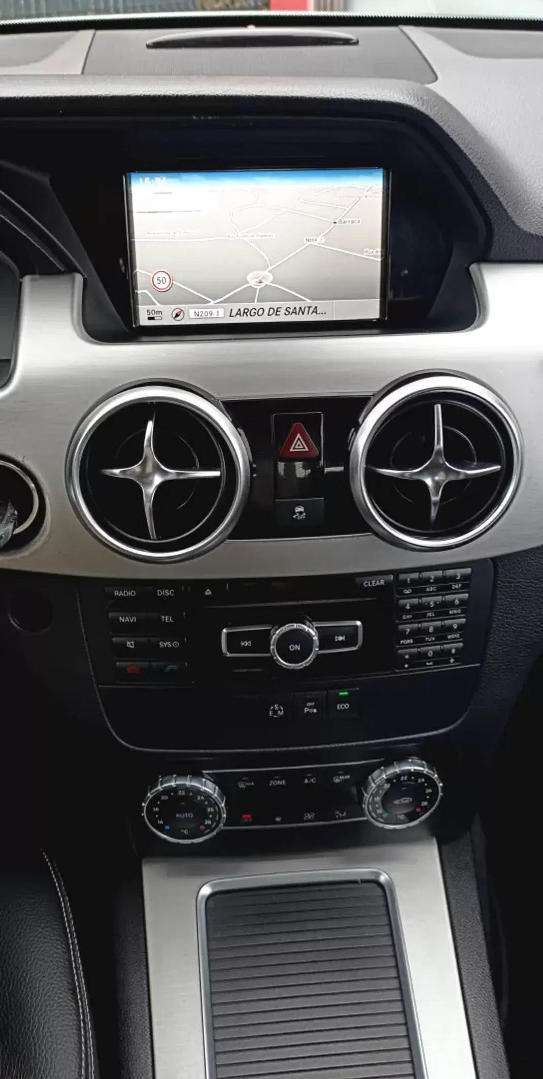 Mercedes-Benz GLK 250 2014 - 18950 EUR, 184000 km - AUTO.MOTO.pt - 184000km - foto 10 de 19