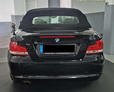 BMW 118 2011 - 15000 EUR, 126000 km - AUTO.MOTO.pt - 126000km - foto 10 de 23