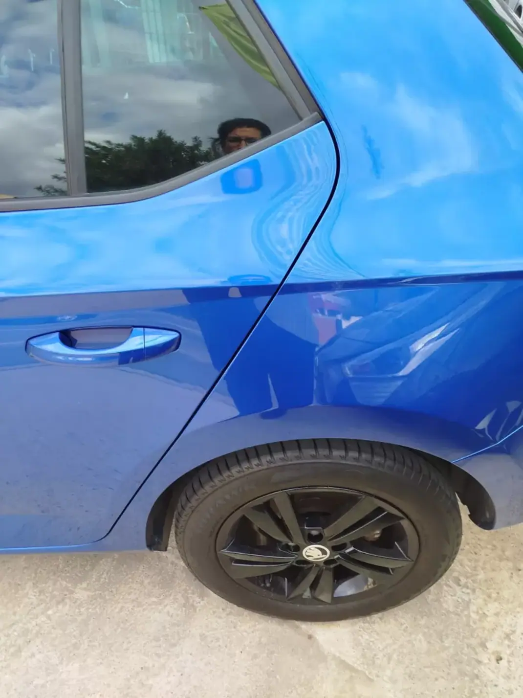 Skoda Fabia 2021 - 11800 EUR, 120100 km - AUTO.MOTO.pt - 120100km - foto 11 de 12