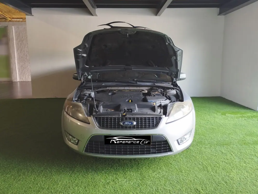 Ford Mondeo SW 2008 - 5990 EUR, 282500 km - AUTO.MOTO.pt - 282500km - foto 7 de 15