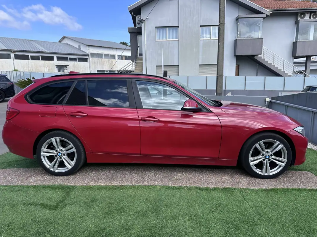 BMW 316 2012 - 12900 EUR, 175000 km - AUTO.MOTO.pt - 175000km - foto 15 de 20
