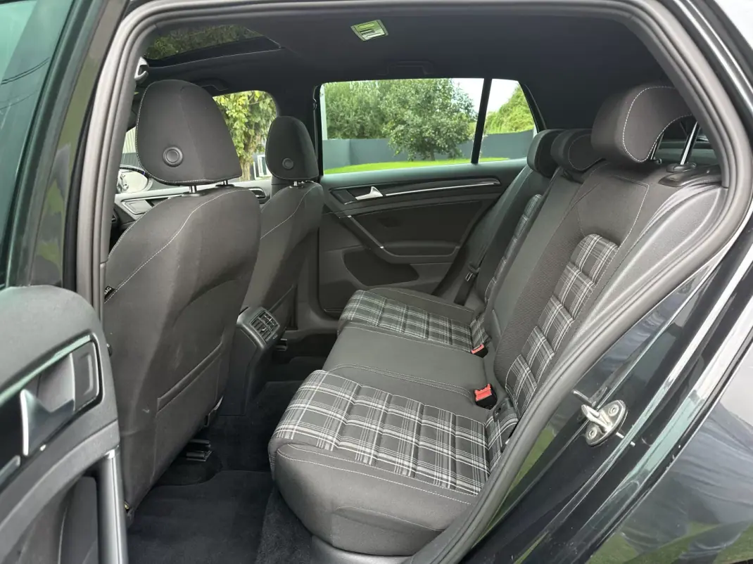 Volkswagen Golf 2014 - 15000 EUR, 240000 km - 240000km - foto 77 de 83