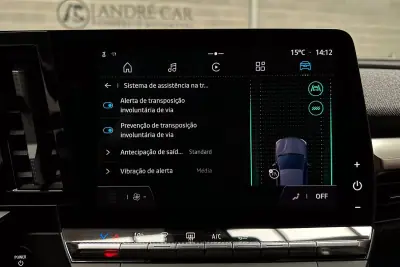 Renault Mégane E-Tech 2022 - 22450 EUR, 57733 km - AUTO.MOTO.pt - 57733km - foto 23 de 40