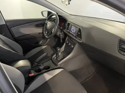 SEAT Leon 2013 - 8500 EUR, 258000 km - AUTO.MOTO.pt - 258000km - foto 17 de 27