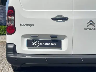 Citroën Berlingo 1.6 HDi Longa 2019 - 11750 EUR, 106000 km - AUTO.MOTO.pt - 106000km - foto 15 de 30