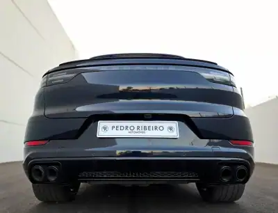 Porsche Cayenne Coupé 2021 - 89900 EUR, 57000 km - AUTO.MOTO.pt - 57000km - foto 9 de 36