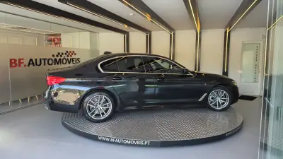 BMW 520 2017 - 19900 EUR, 313208 km - AUTO.MOTO.pt - 313208km - foto 8 de 51