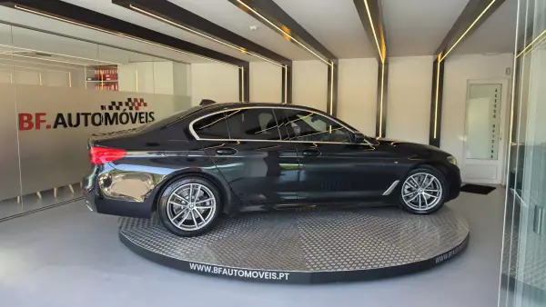 BMW 520 2017 - 19900 EUR, 313208 km - AUTO.MOTO.pt - 313208km - foto 8 de 51