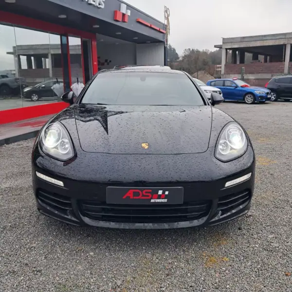 Porsche Panamera 2013 - 40500 EUR, 113000 km - AUTO.MOTO.pt - 113000km - foto 2 de 18