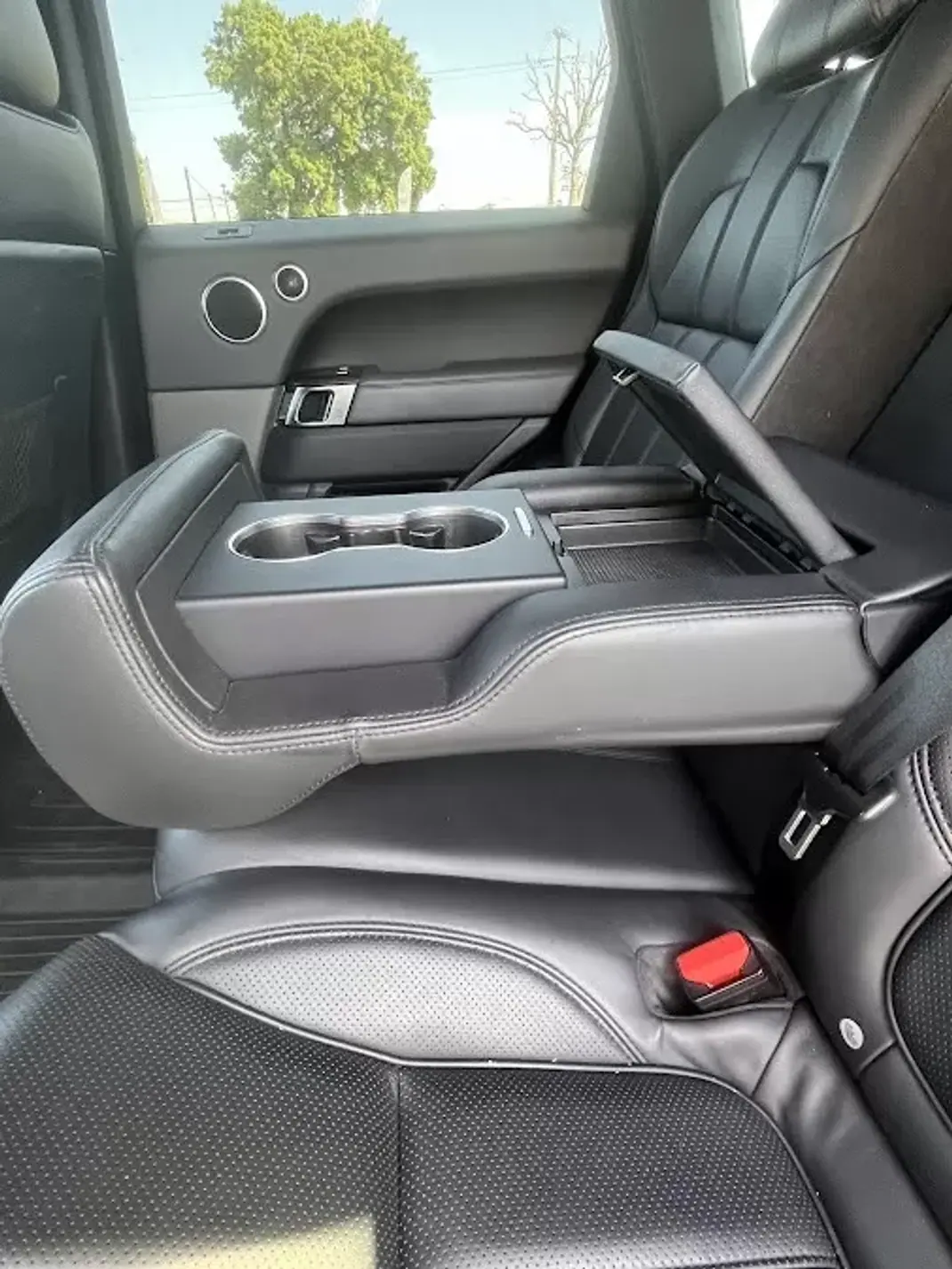Land Rover Range Rover Sport 2015 - 35000 EUR, 188188 km - AUTO.MOTO.pt - 188188km - foto 15 de 41