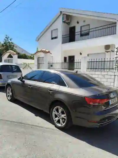 Audi A4 2016 - 15900 EUR, 145380 km - 145380km - foto 12 de 15