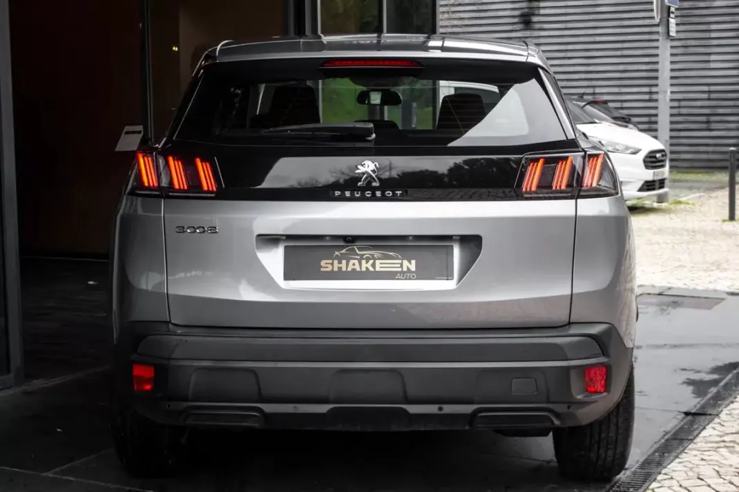 Peugeot 3008 2021 - 17490 EUR, 156618 km - AUTO.MOTO.pt - 156618km - foto 10 de 40