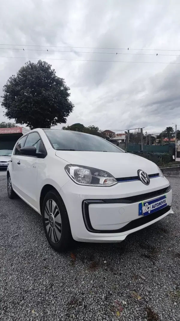 Volkswagen e-Up! 2020 - 11998 EUR, 0 km - AUTO.MOTO.pt - foto 3 de 23