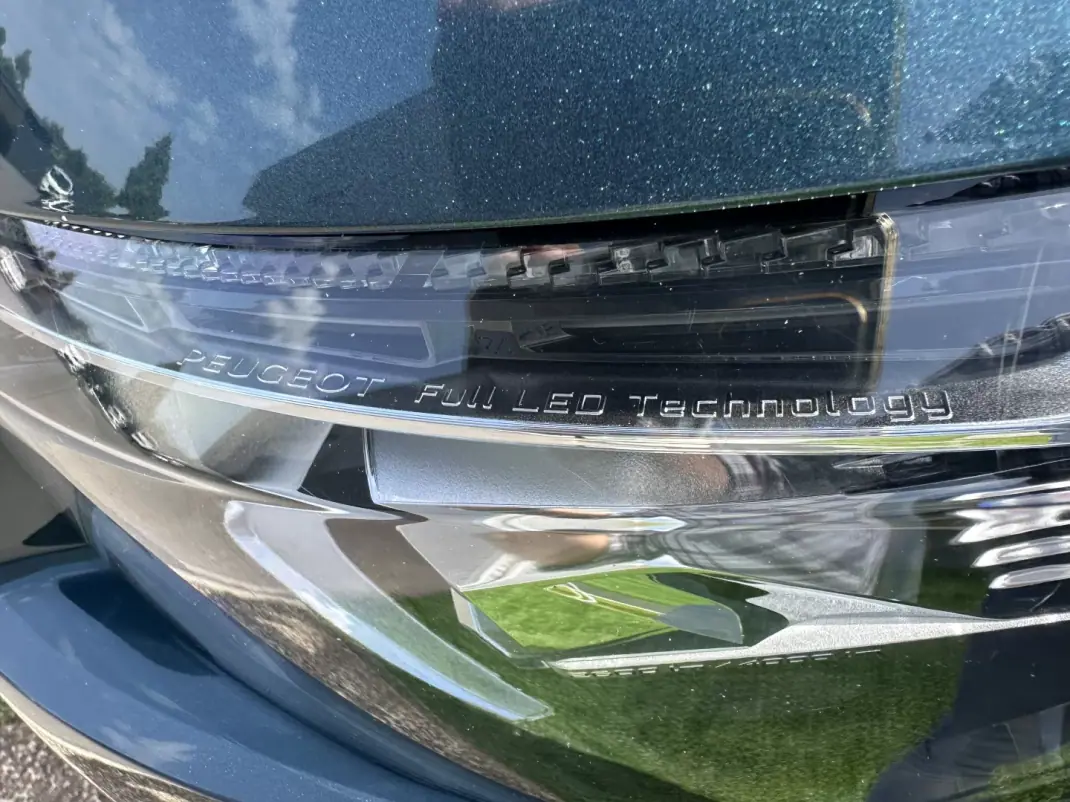 Peugeot 5008 2019 - 15900 EUR, 180000 km - 180000km - foto 20 de 70