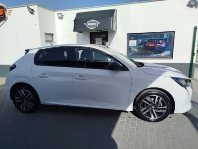 Peugeot 208 2023 - 18450 EUR, 75450 km - AUTO.MOTO.pt - 75450km - foto 2 de 20